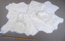 White Blizzard Sheepskin Rug, +/- 140 x 210 cm (64)