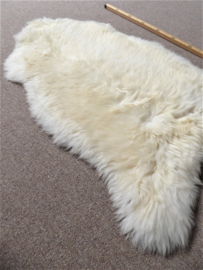 White Sheepskin M (4968)