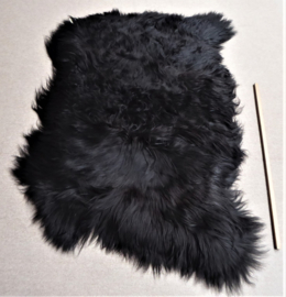 Black Icelandic Sheepskin Rug, +/- 120 x 170 cm (4)