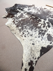 Dark brown/Black-White Cowhide L (59)