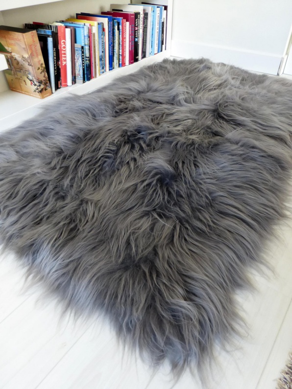 Icelandic Sheepskin, 100-120x60 cm.