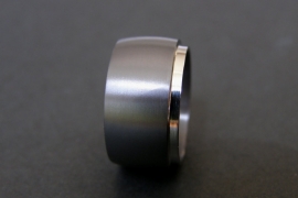 Zwarte zirkonium kool design ring