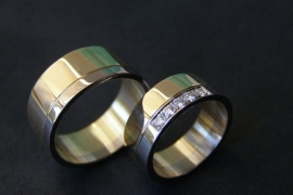 Geel gouden bi colour ringen