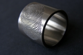 Titanium vingerafdruk ring (extra brede ring)