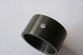 Zirkonium met diamant.