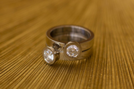 Witgouden solitair ringen met CVD diamant.