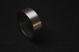 Carbon binnenzijde in Titanium ring