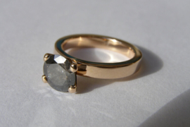 Rosé gouden ring met peper en zout diamant