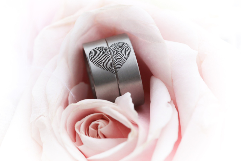 Vingerafdruk ringen met hart en diamant 2.1 mm