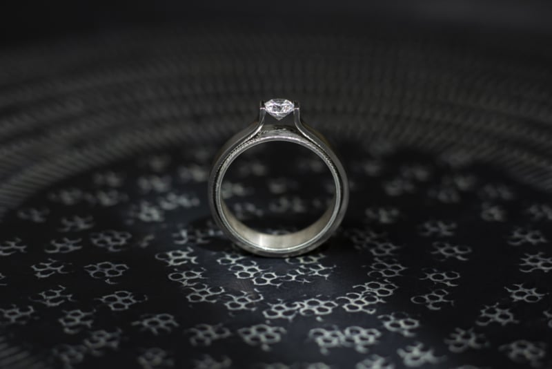 Titanium solitair ring met zirkonia