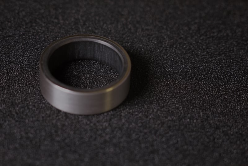 Carbon binnenzijde in Titanium ring