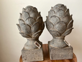 2 prachtige ornamenten Pineapple, 35 cm hoog