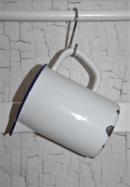 Drie delige emaille set in wit/blauw