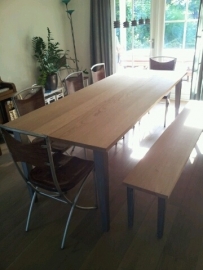 Eettafel met bank (eiken/metaal)