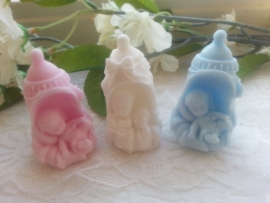 2 st.  Babyflesjes met baby