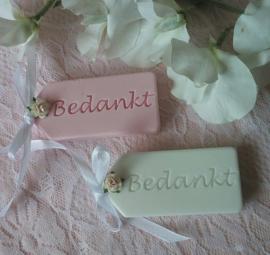 10 st. Label "bedankt" in organza zakje