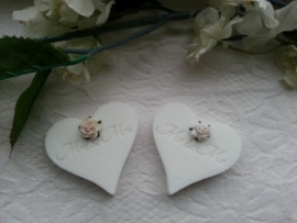 100 st. Huwelijkshartjes met tekst Mr & Mr of Mrs & Mrs in organza zakje.