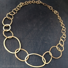 collier in geelgoud gemaakt van oud goud