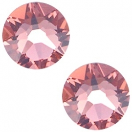 Swarovski Elements SS34 flatback Xirius Rose blush rose 28685