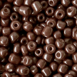 Rocailles 4mm 6/0 chocolate brown 68244