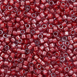 Miyuki delicas 11/0 (2mm) cranberry lined luster crytal red 280