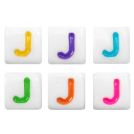 Letterkraal "J" acryl vierkant 6x6mm multicolor-wit