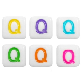 Letterkraal "Q" acryl vierkant 6x6mm multicolor-wit