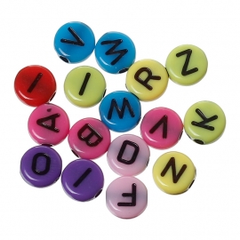 Platte ronde letterkraal 7mm diverse kleuren acryl