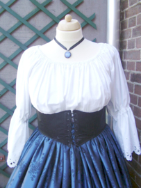 DR03 - Victoriaanse rok met plooien en lint