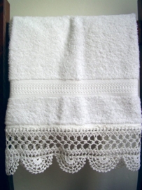 HD04 - Handdoek met haakkant