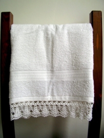 HD02 - Handdoek met haakkant