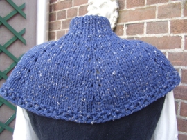 CA02 - Capelet / Schoudercape - donkerblauwe tweed