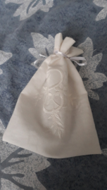 Geurzakje / Lavendelzakje met monogram