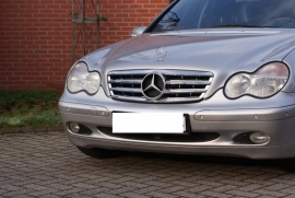 Mercedes W203 C Klasse AMG Look Grill Chroom Bj 2000-2008