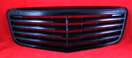 Mercedes W211 E Klasse AMG Look Grill Sportgrill Glanszwart Bj 2002-2006