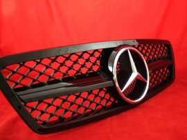 Mercedes W203 C Klasse  AMG Look Grill Glanszwart BJ 2000-2008