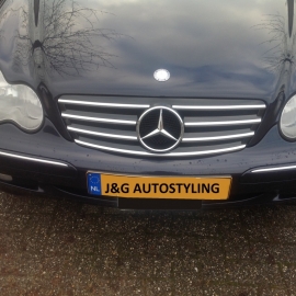 Mercedes W203 C Klasse AMG Look Grill Zwart/Chroom Bj 2000-2008