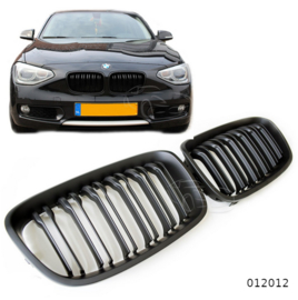 BMW 1 Serie  Nieren Grill Bubbelspaak Nieren  Performance F20 F21 Matzwart Bj Vanaf  2/2015 Facelift model