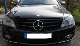 Mercedes W204 C Klasse C63 AMG Look Grill Glanszwart BJ 2007-2014