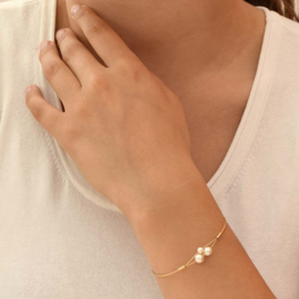 Eva Strepp vergulde armband met 3 parels 