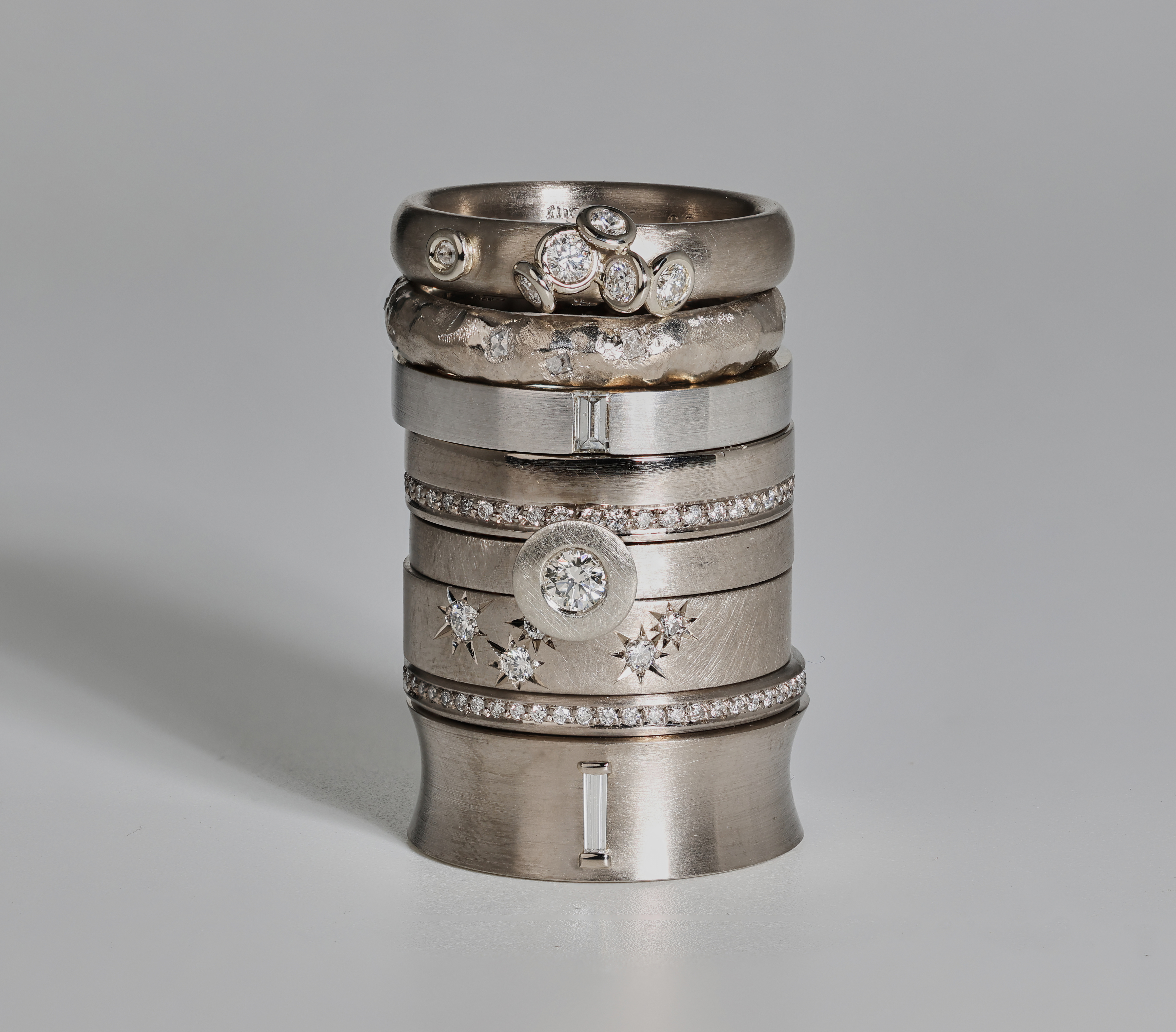 Witgouden ring met schijfzetting