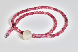 Manu Schmuck ketting met roze toermalijn