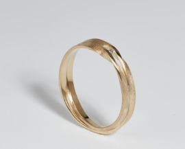 Gouden ring "two makes one"
