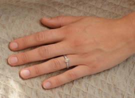 Platina ring with marquise cut diamond, Goldline