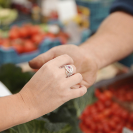 Maier und Beck Aqua Ring mit rosa Saphir