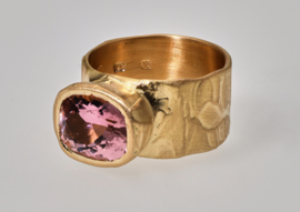 Dripping art ring met roze toermalijn