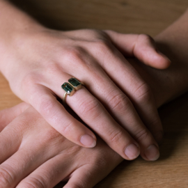 Duo ring met groene toermalijn