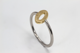 Platina ring met gouden ovaal