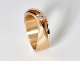 Vincent van Hees ONI 3 gouden ring