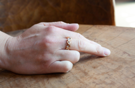 Weissenstein Ring mit Diamanten